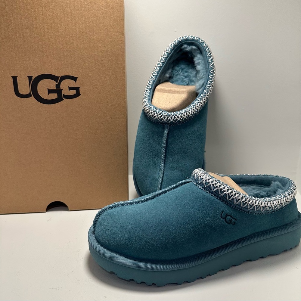 UGG Tasman Slipper Deep Ice Blue Genuine New in Box Size 5